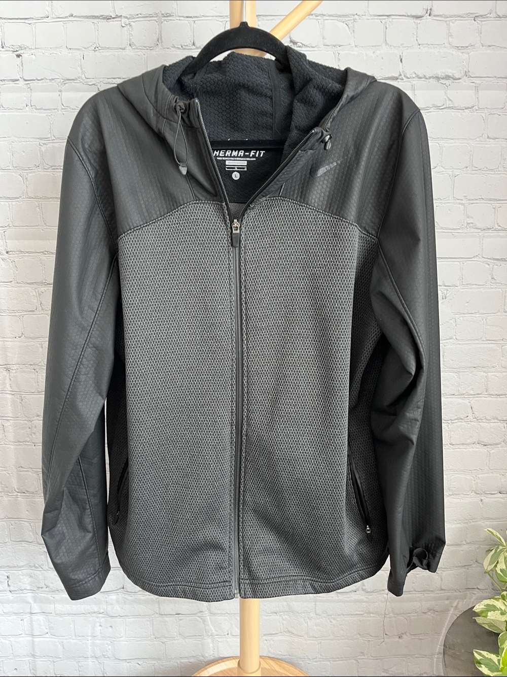 Men's Nike Black Hooded Full-Zip Therma-FIT Jacket